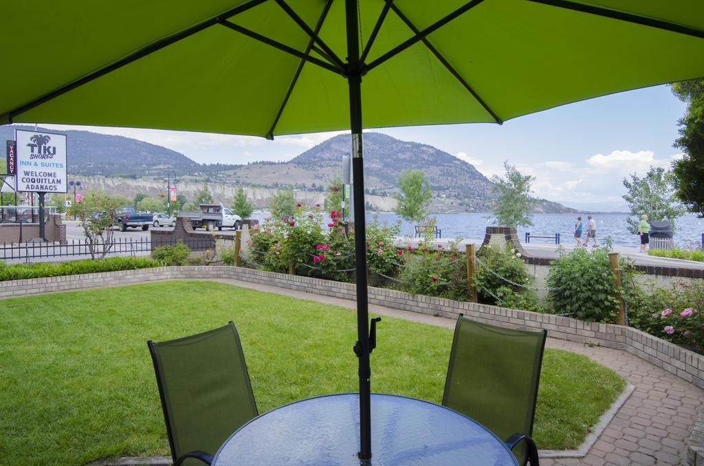 Tiki Shores Inn&Suites Penticton Exterior foto
